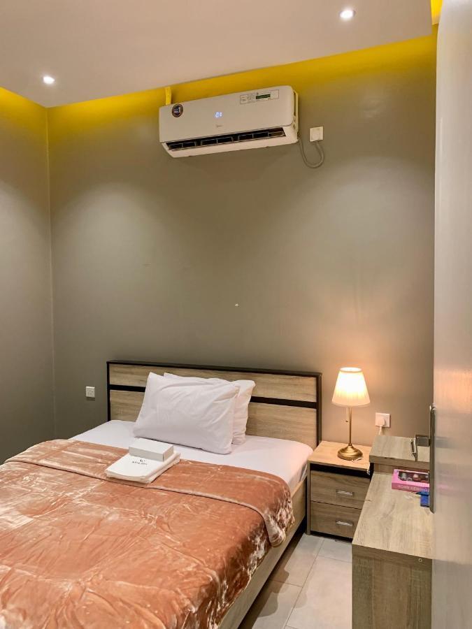 Al Rawdha Hotel Apartments Шарджа Екстер'єр фото